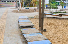 Sandspielsteg