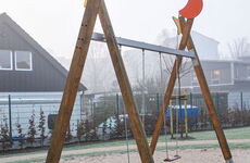 Doppelschaukel Mond